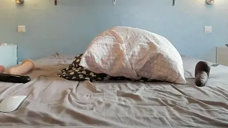 Tina4you- webcam model stream image