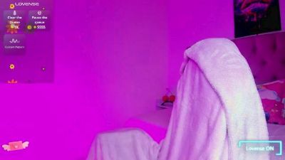 Mazikeenx webcam model stream image
