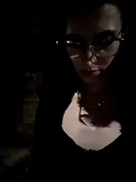 Irresistible24 webcam model stream image