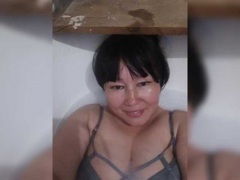 Broshkaa webcam model stream image