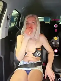 HOTLadyluna webcam model stream image