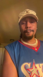 Dufflez webcam model stream image