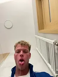 SexBoyLoveYou22 webcam model stream image