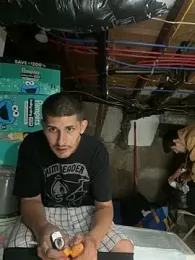 gonzvles webcam model stream image