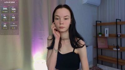 BreeBelch webcam model stream image