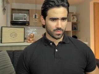Bradley Martin webcam model stream image