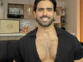 Bradley Martin webcam model stream image