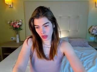 vivi-ene webcam model stream image