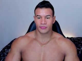 Cris Cruz webcam model stream image