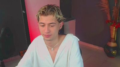 justin_dantee webcam cam4 model stream image