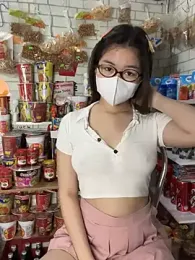 BabyThree_ webcam model stream image