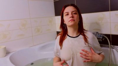 DebFliger webcam model stream image