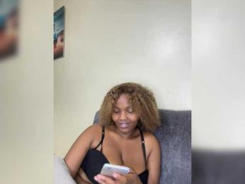 Busty-princess1 webcam bongacams model stream image