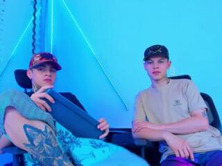 Maxx Williamm &amp; John Sally webcam model stream image