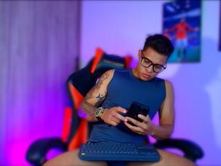 Evan Greey webcam model stream image