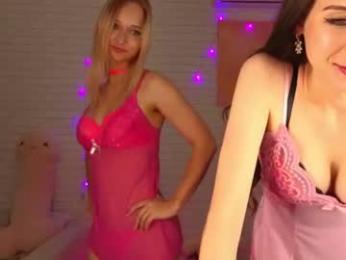 strawberryglow webcam model stream image