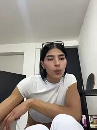 Ema_Rose_ webcam model stream image