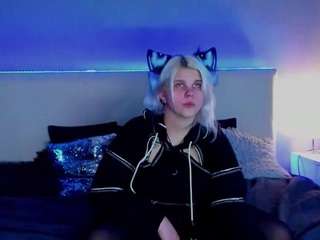 joannlowe webcam model stream image