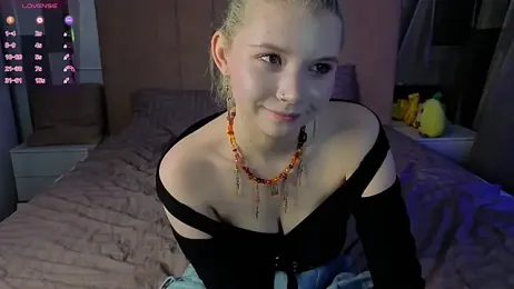 DaisyElmers webcam model stream image