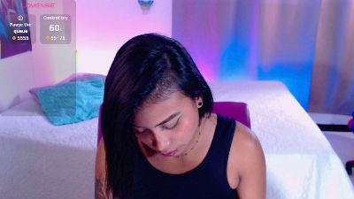 ivvy_moon webcam model stream image