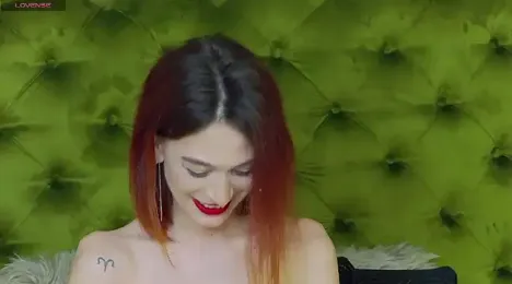 KloeyAdams webcam stripchat model stream image