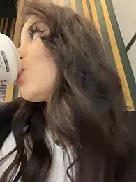 Kissy_Moon webcam model stream image