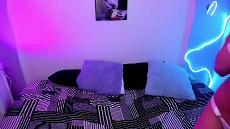 Angel-dragun webcam model stream image