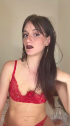 LittleXtina webcam model stream image