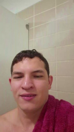 gym25pe webcam model stream image