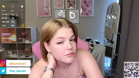 Maya_Rave webcam model stream image