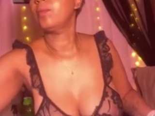 alicciabrown webcam model stream image