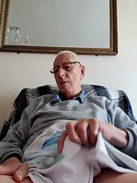 cutaboverest webcam stripchat model stream image