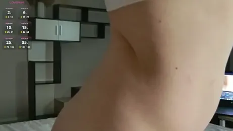 Hey_Kris webcam model stream image