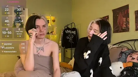 VeryRare_TwinS webcam model stream image