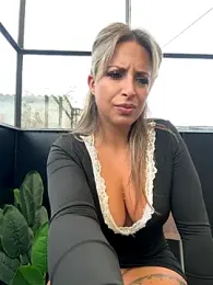 AnissaHale webcam model stream image