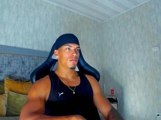 Max Mayers webcam model stream image