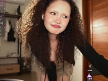 lilicapie webcam model stream image