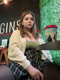 PumaShyXD webcam model stream image