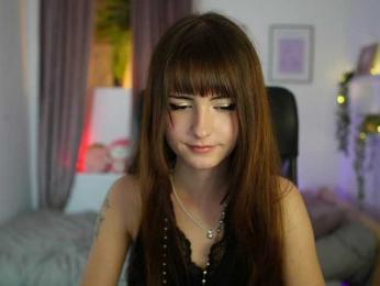 EllaYoung webcam preview