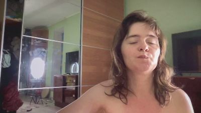 Juna_cutie webcam model stream image