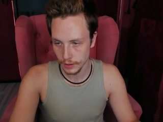 leomoor webcam model stream image