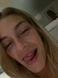 Bellalolahot webcam model stream image