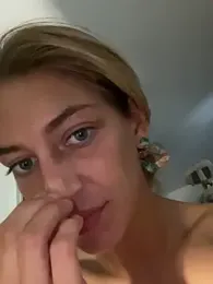 Bellalolahot webcam model stream image