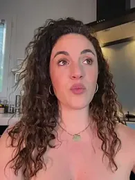 Clarasense__ webcam model stream image