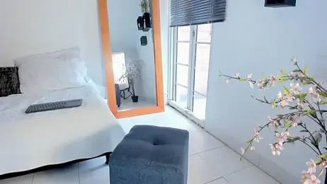 Aleexiiaa webcam model stream image