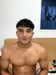 Mentriplex webcam model stream image