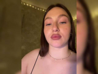 BoredGirl webcam model stream image