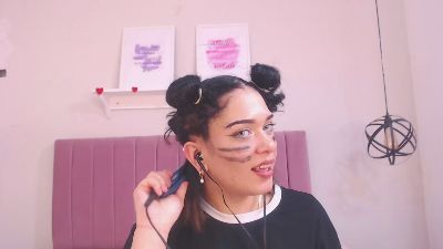 Suki_moon webcam model stream image