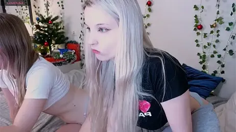 milaa_sun webcam model stream image