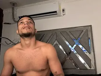 Fernanda_brown18 webcam stripchat model stream image